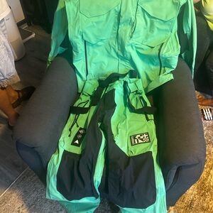Green and Black Ski Jacket and Pants Set